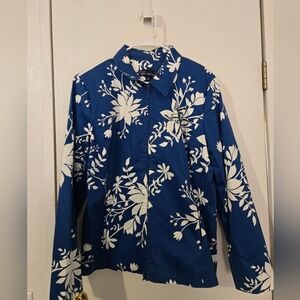 Susan Graver Floral Collared Full Zip, Great For Layering. It has Pockets. Lined